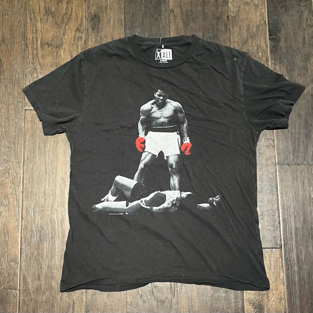 Muhammad Ali Knockout Black Graphic T-Shirt Legend Boxing